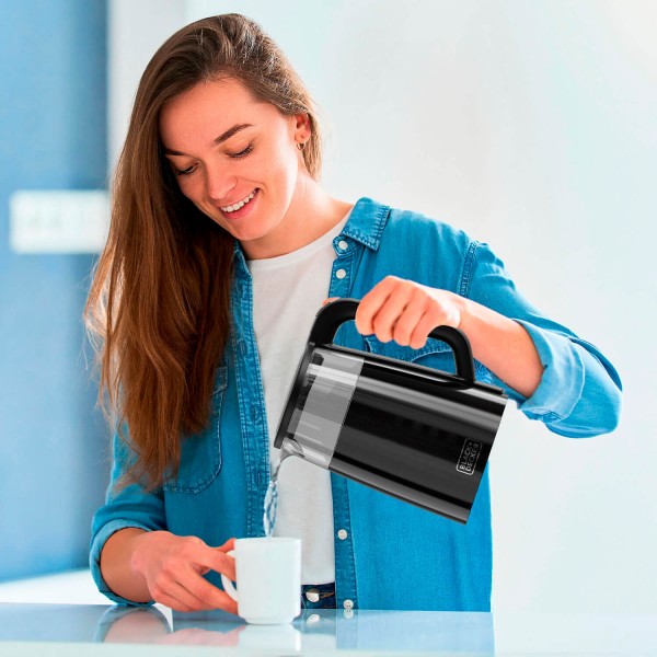 Електрочайник BLACK+DECKER BXKE2206E (108481) Електрочайник BLACK+DECKER BXKE2206E (108481)