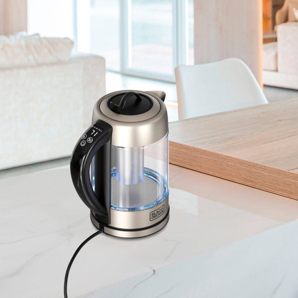 Електрочайник BLACK+DECKER BXKE2205E (108482) Електрочайник BLACK+DECKER BXKE2205E (108482)