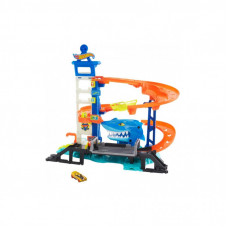 Автотрек Hot Wheels Бегство от лютой акулы (HDP06)